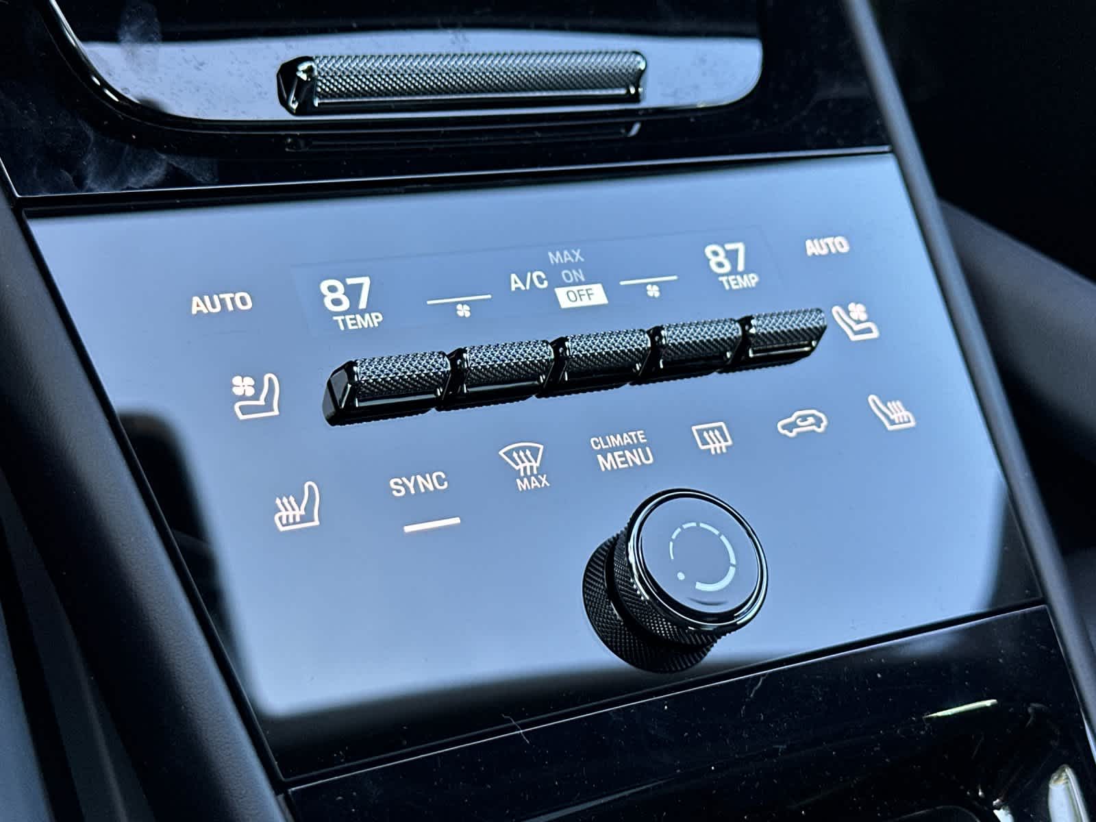 Thumbnail: 2026 Porsche Cayenne - 24