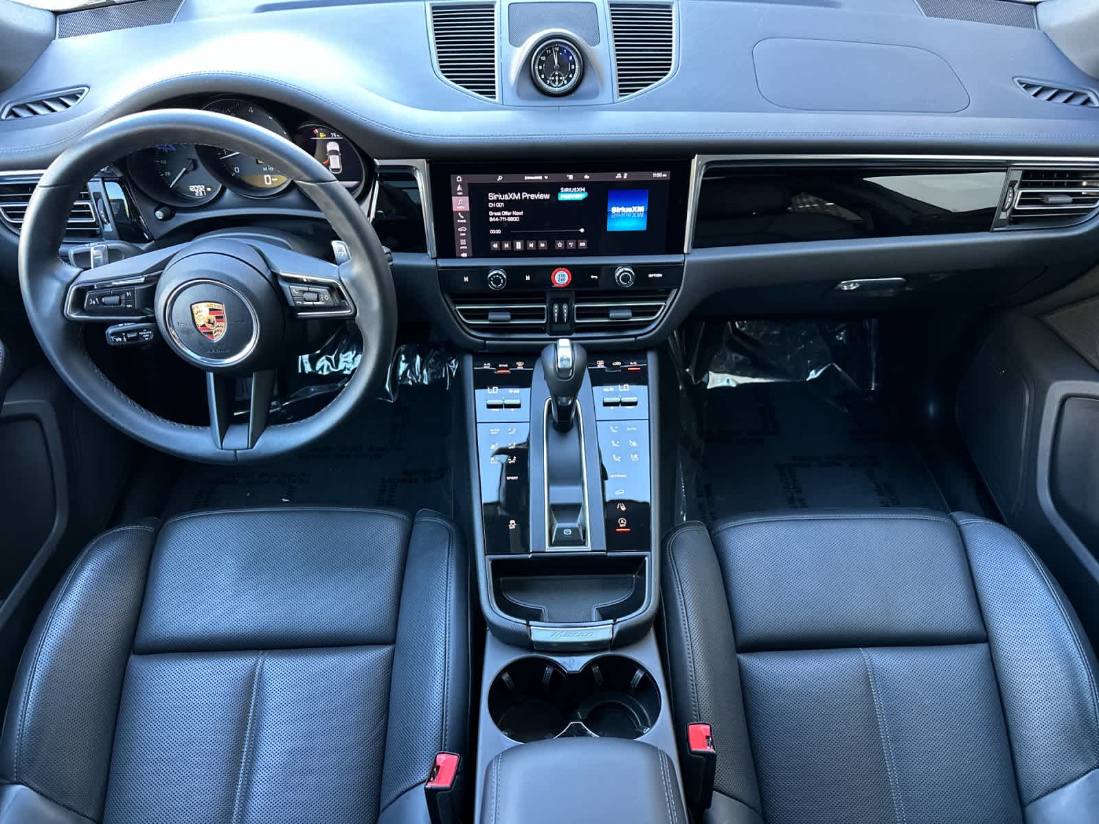 Thumbnail: 2025 Porsche Macan - 6