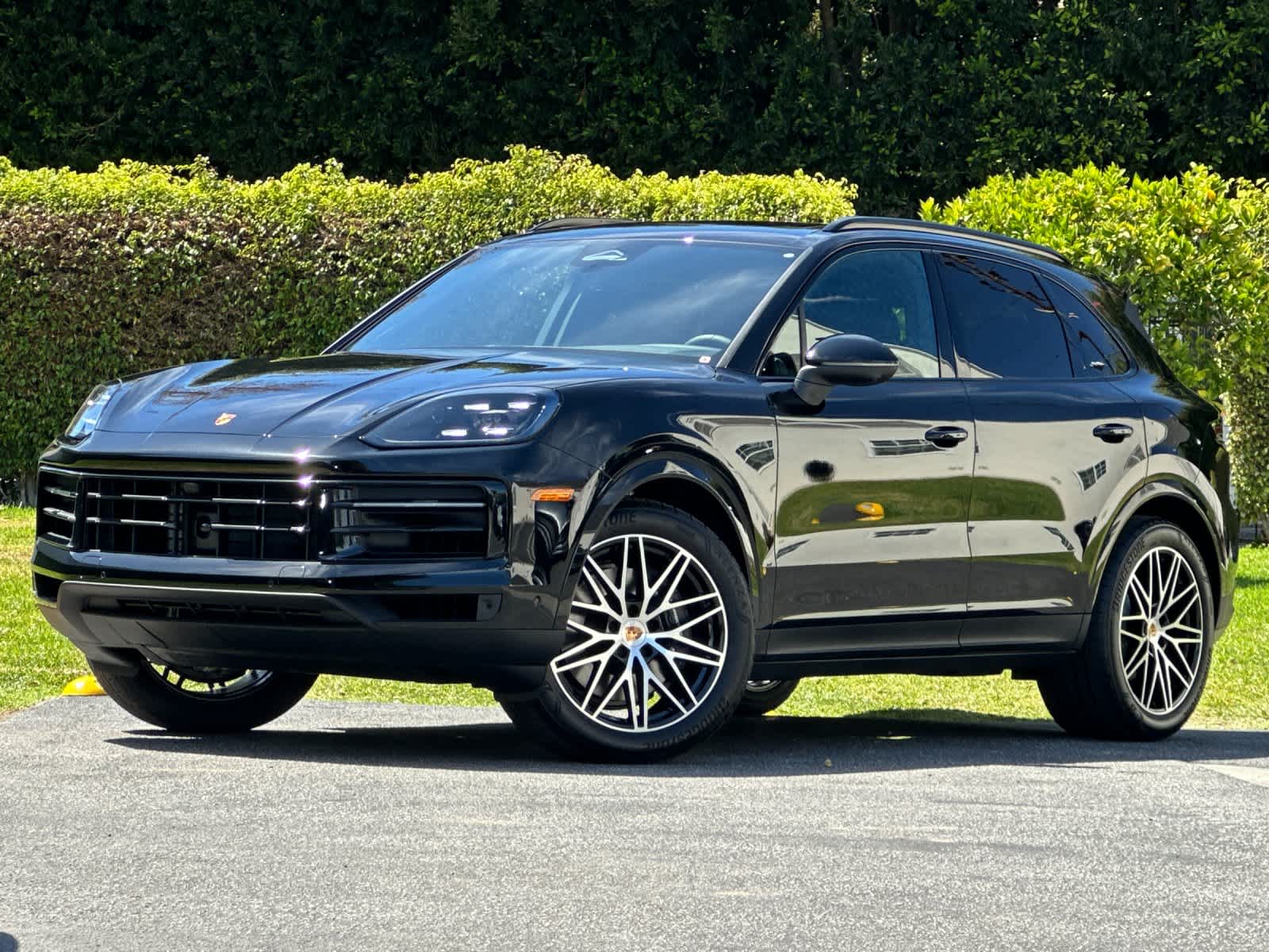 Thumbnail: 2026 Porsche Cayenne - 1