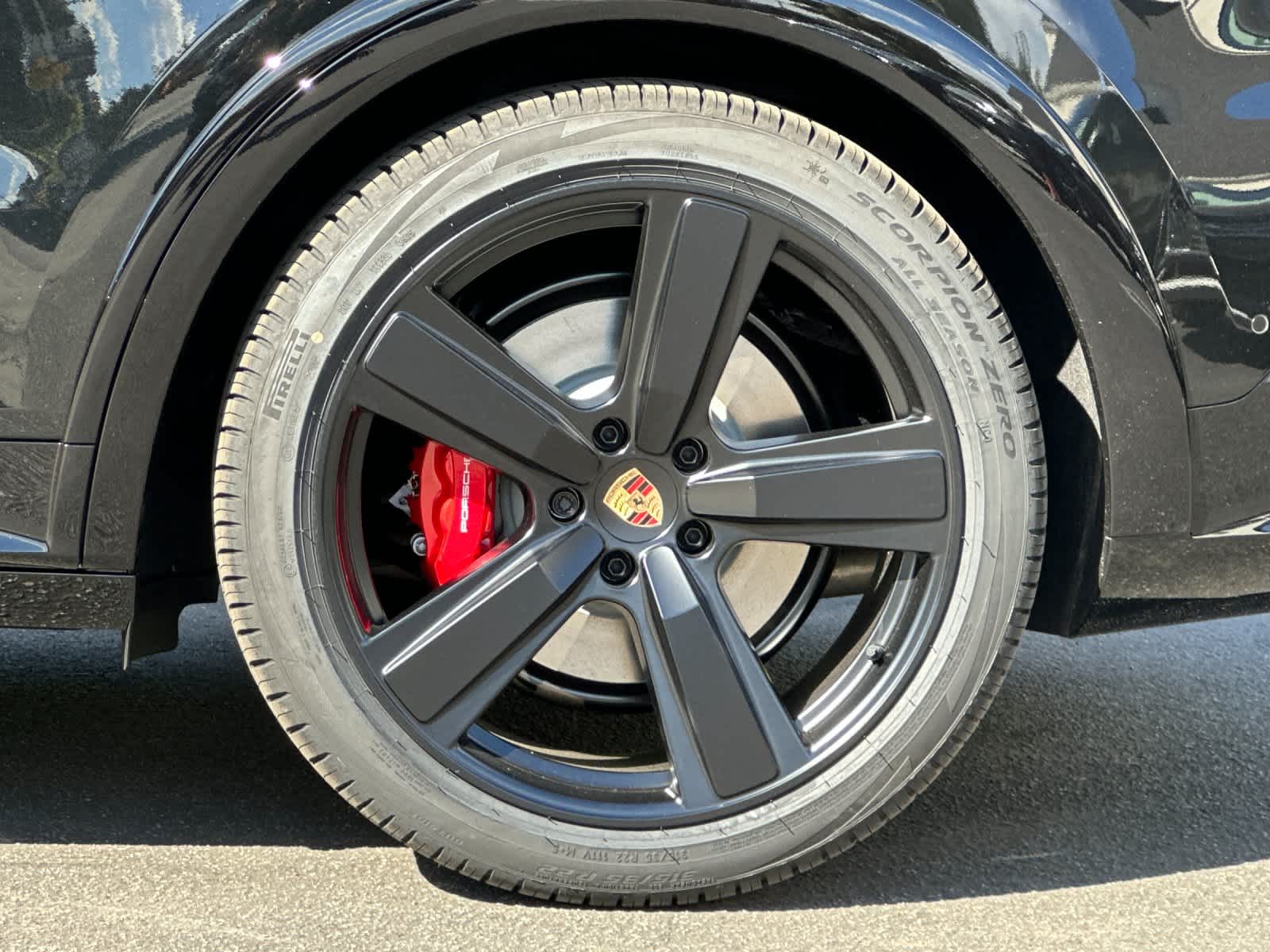 Thumbnail: 2026 Porsche Cayenne - 32