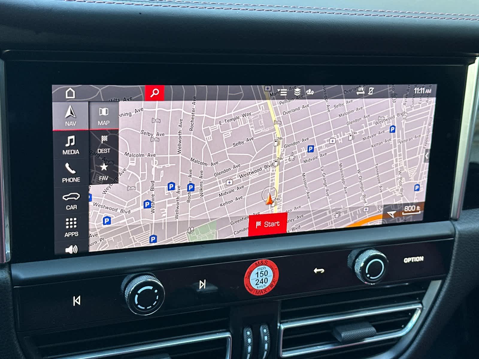 Thumbnail: 2025 Porsche Macan - 22