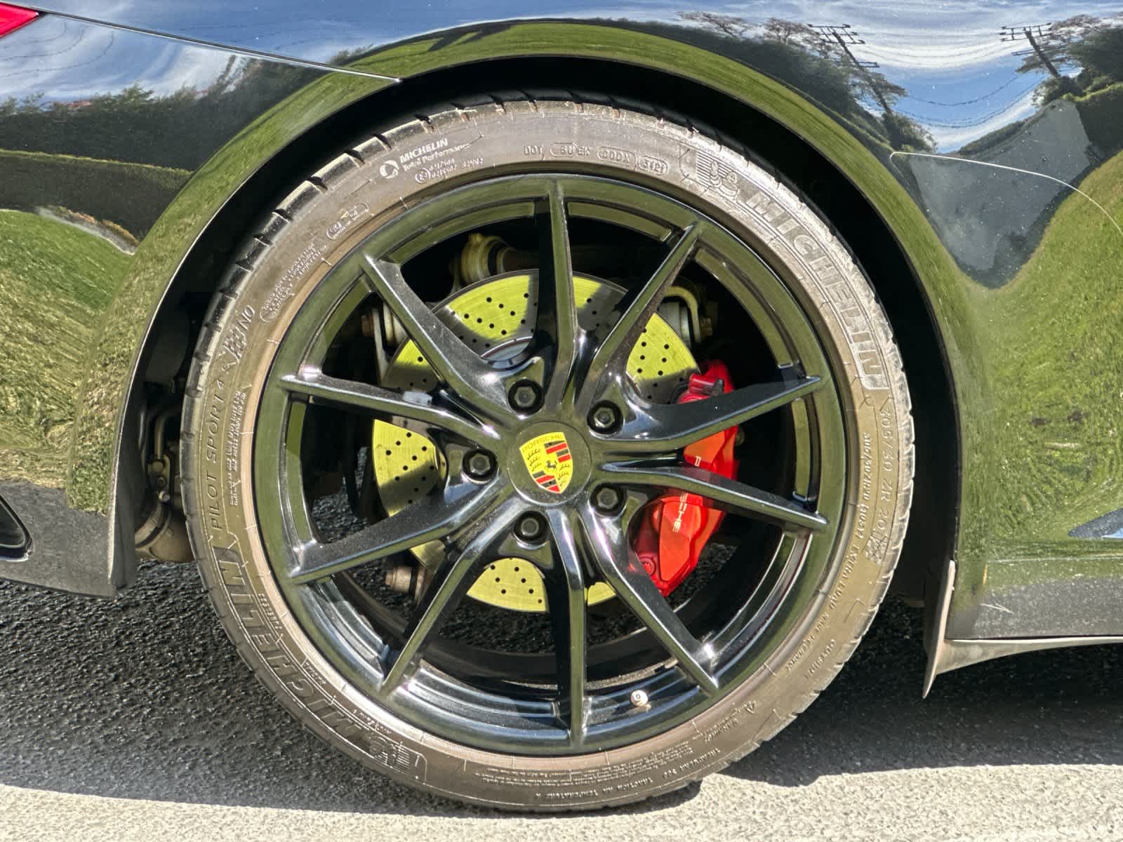 Thumbnail: 2018 Porsche 911 - 26