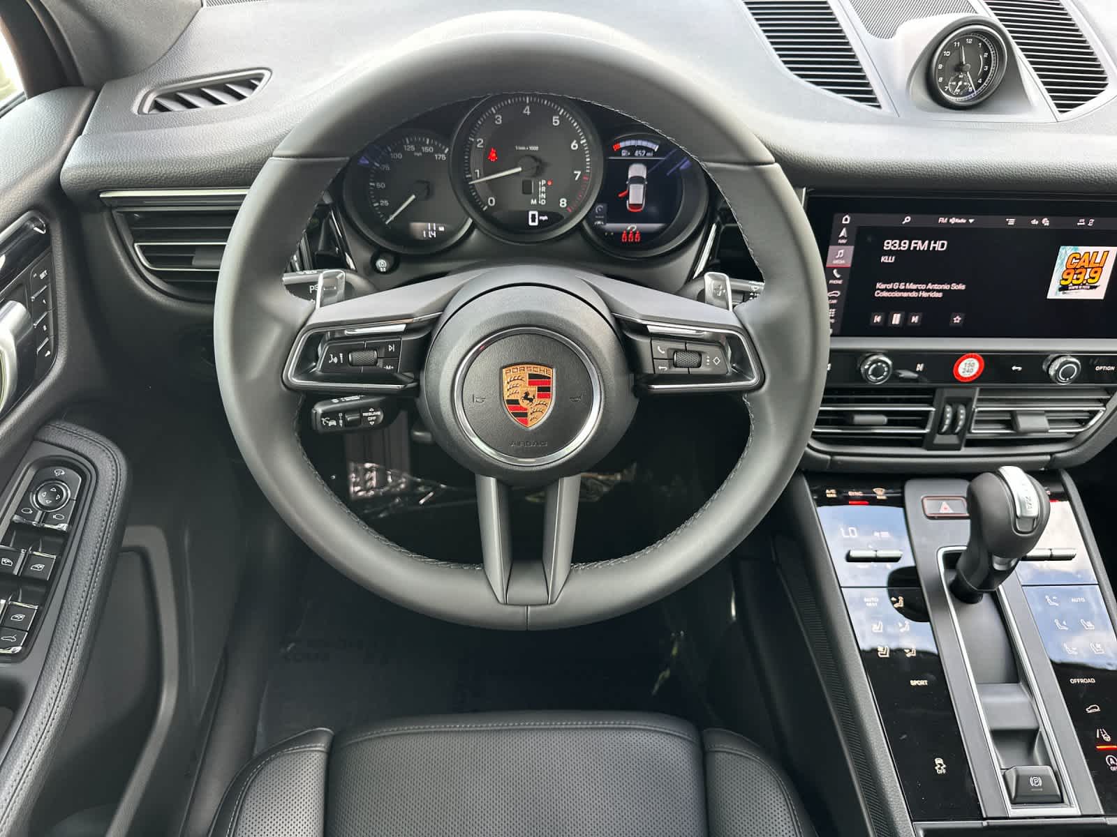 Thumbnail: 2026 Porsche Macan - 15