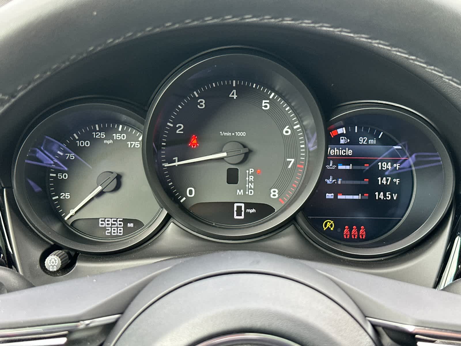 Thumbnail: 2025 Porsche Macan - 29