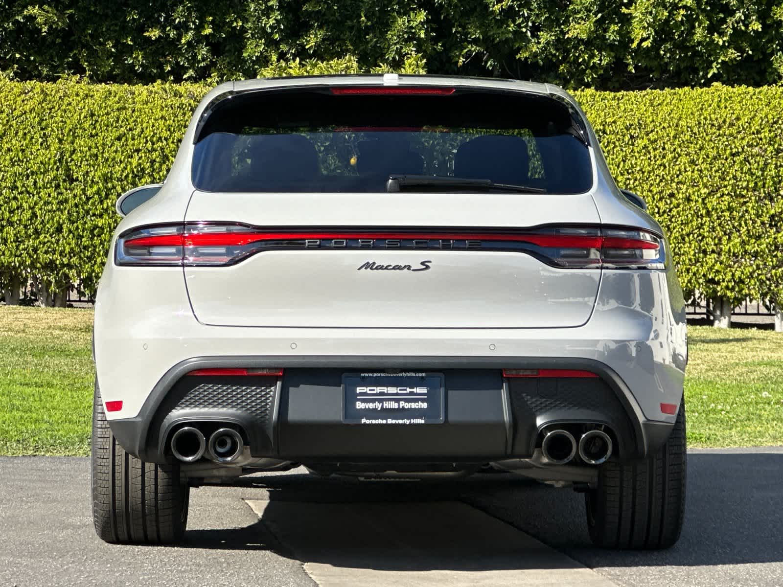 Thumbnail: 2026 Porsche Macan - 7