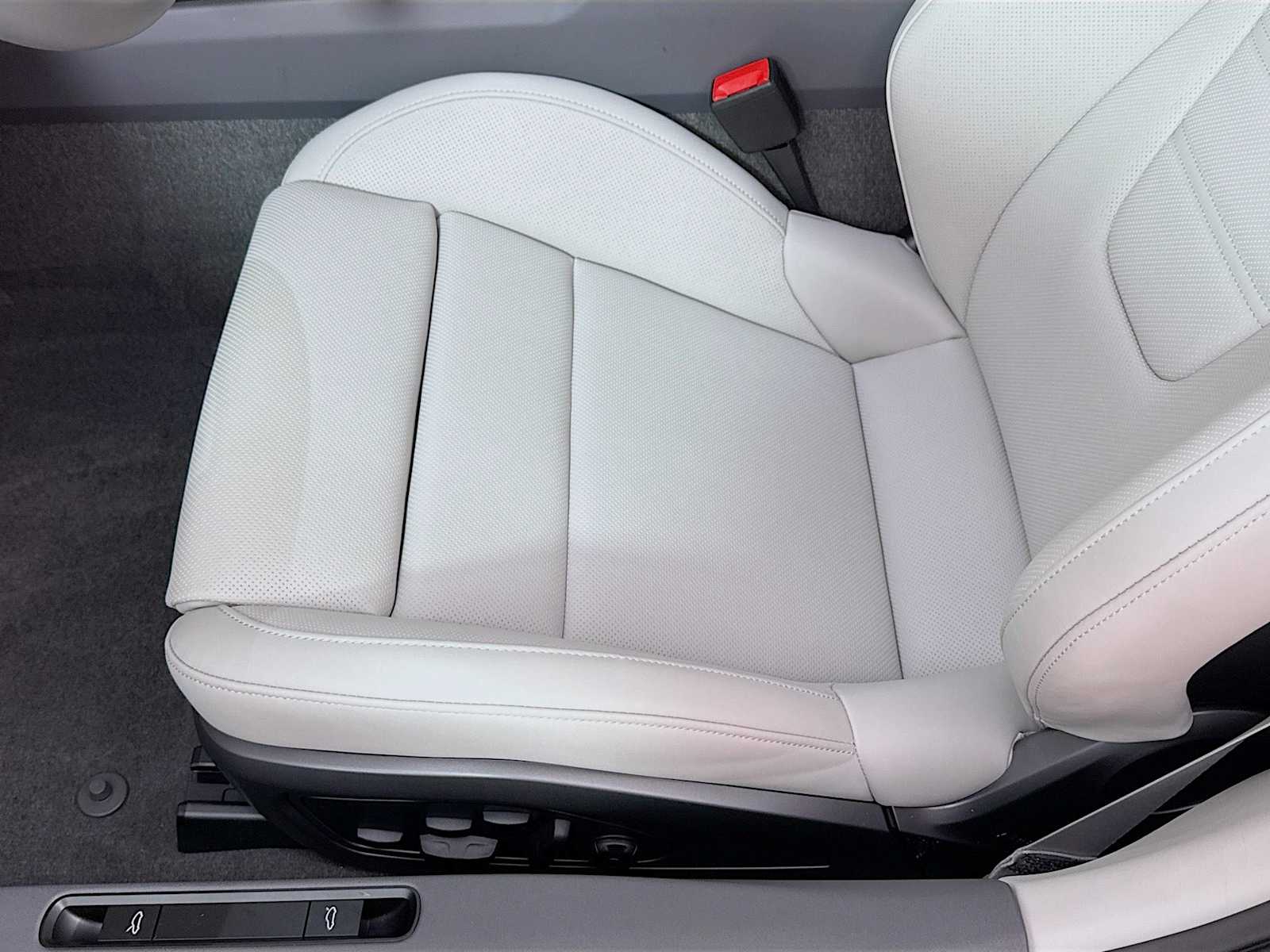 Thumbnail: 2026 Porsche 911 - 15