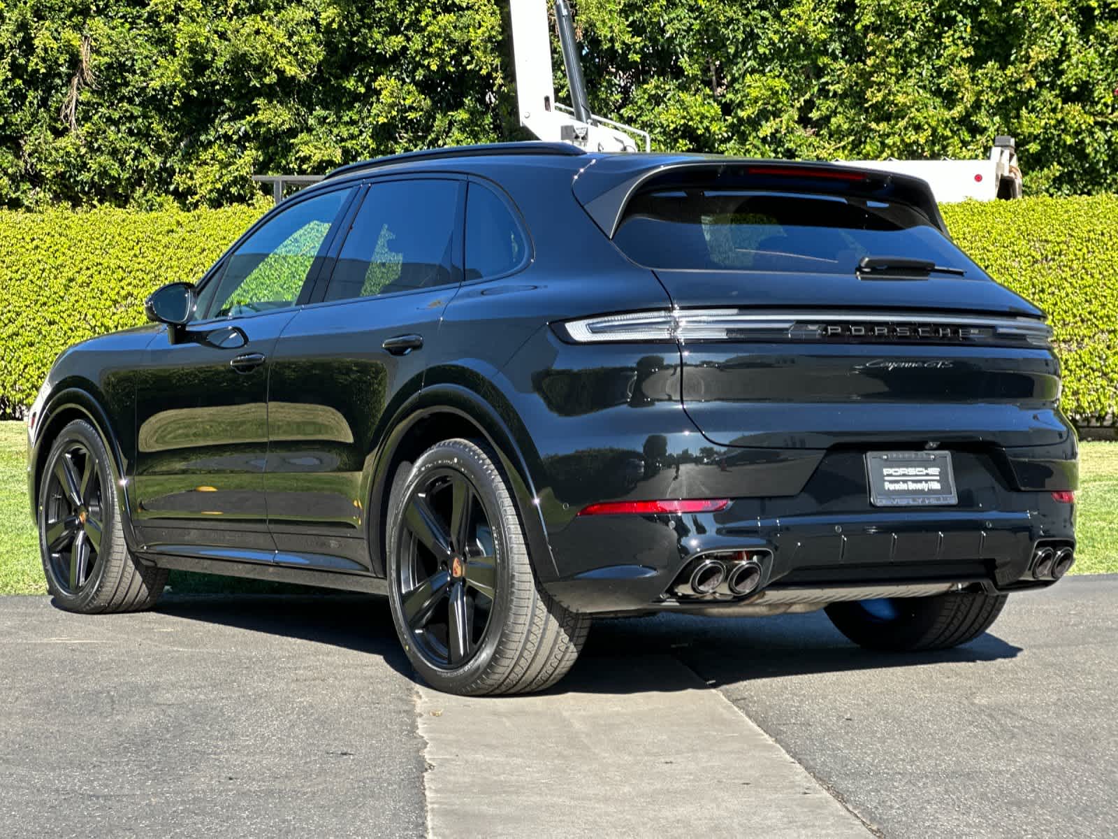 Thumbnail: 2026 Porsche Cayenne - 3