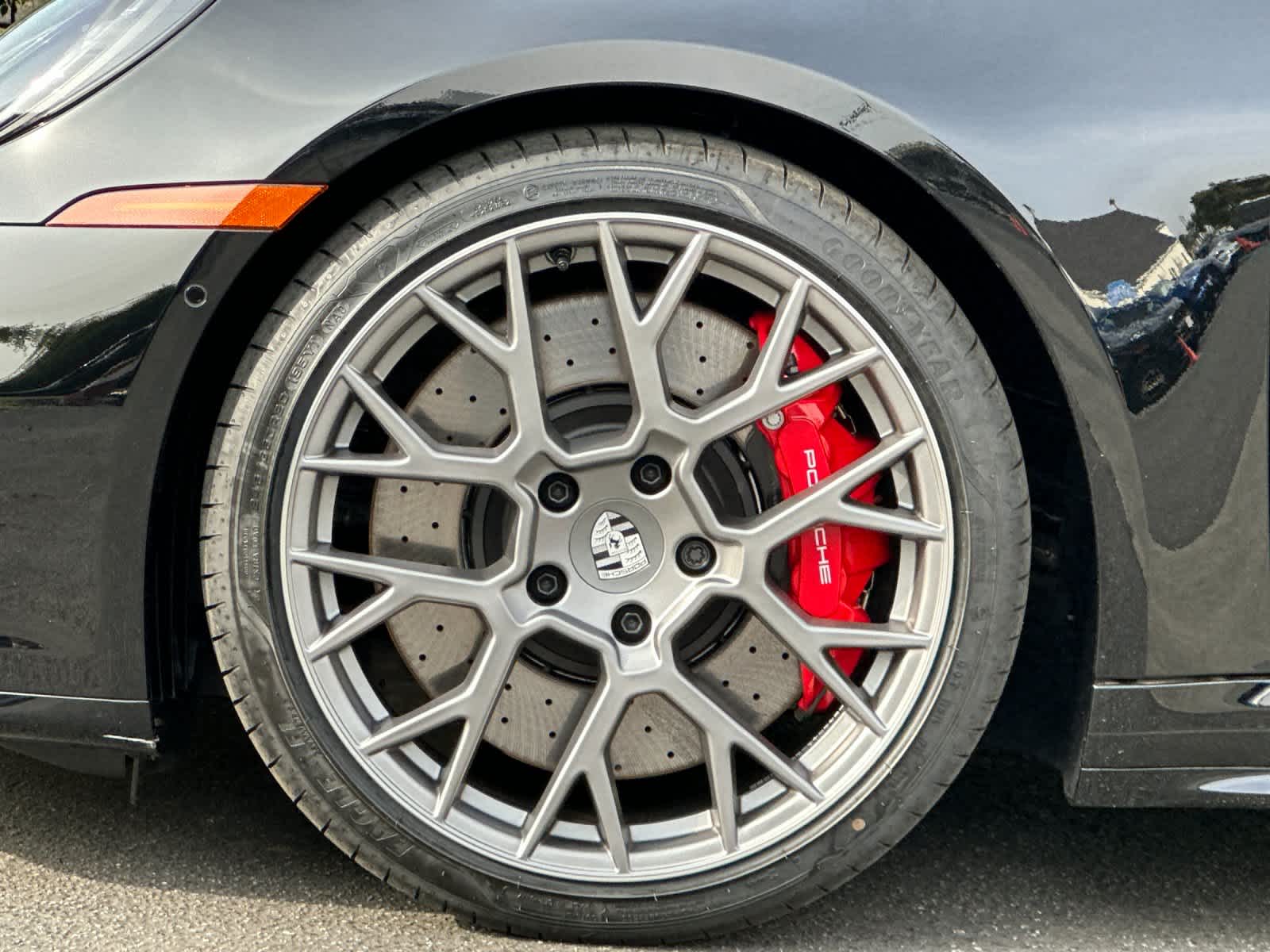 Thumbnail: 2026 Porsche 911 - 28