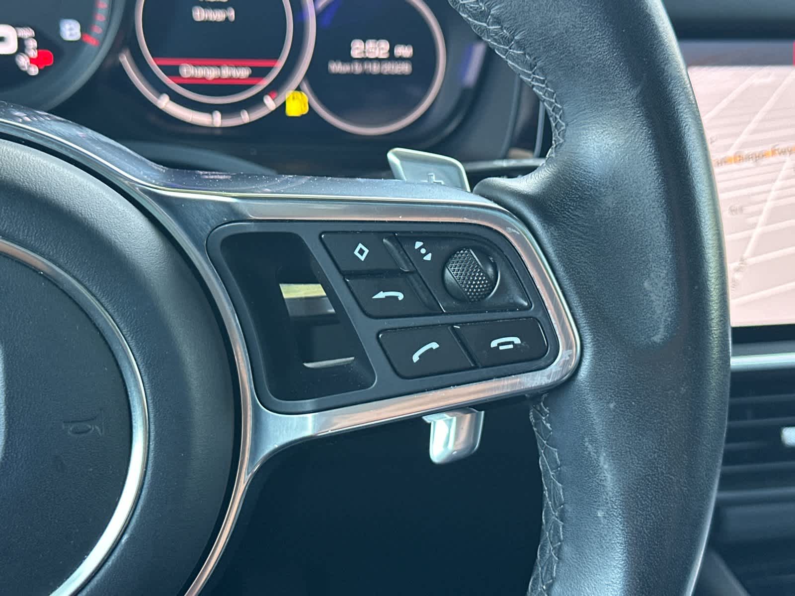 Thumbnail: 2019 Porsche Cayenne - 28