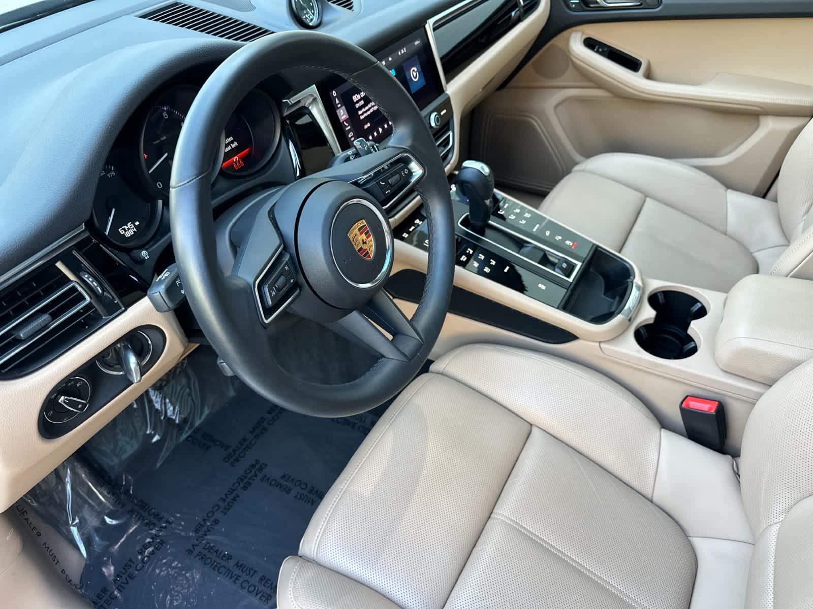 Thumbnail: 2025 Porsche Macan - 4