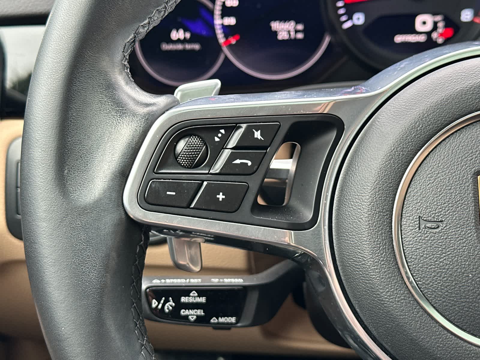 Thumbnail: 2023 Porsche Cayenne - 27