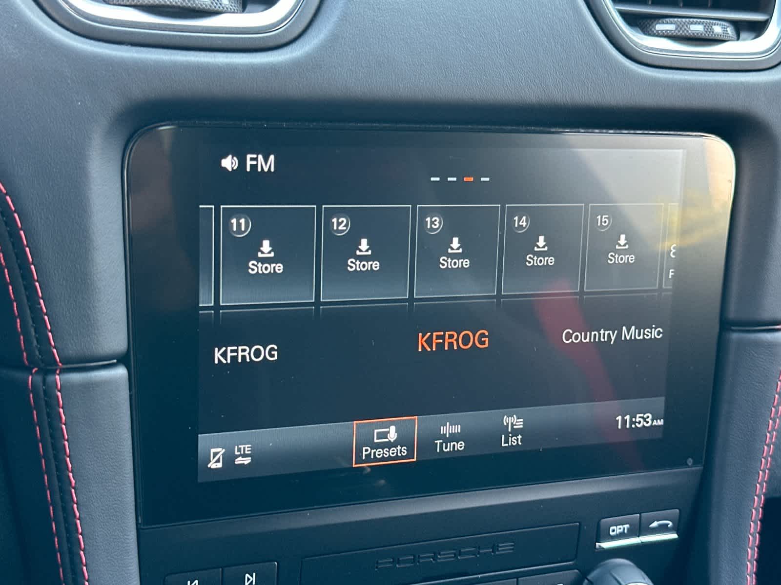 Thumbnail: 2025 Porsche  - 17