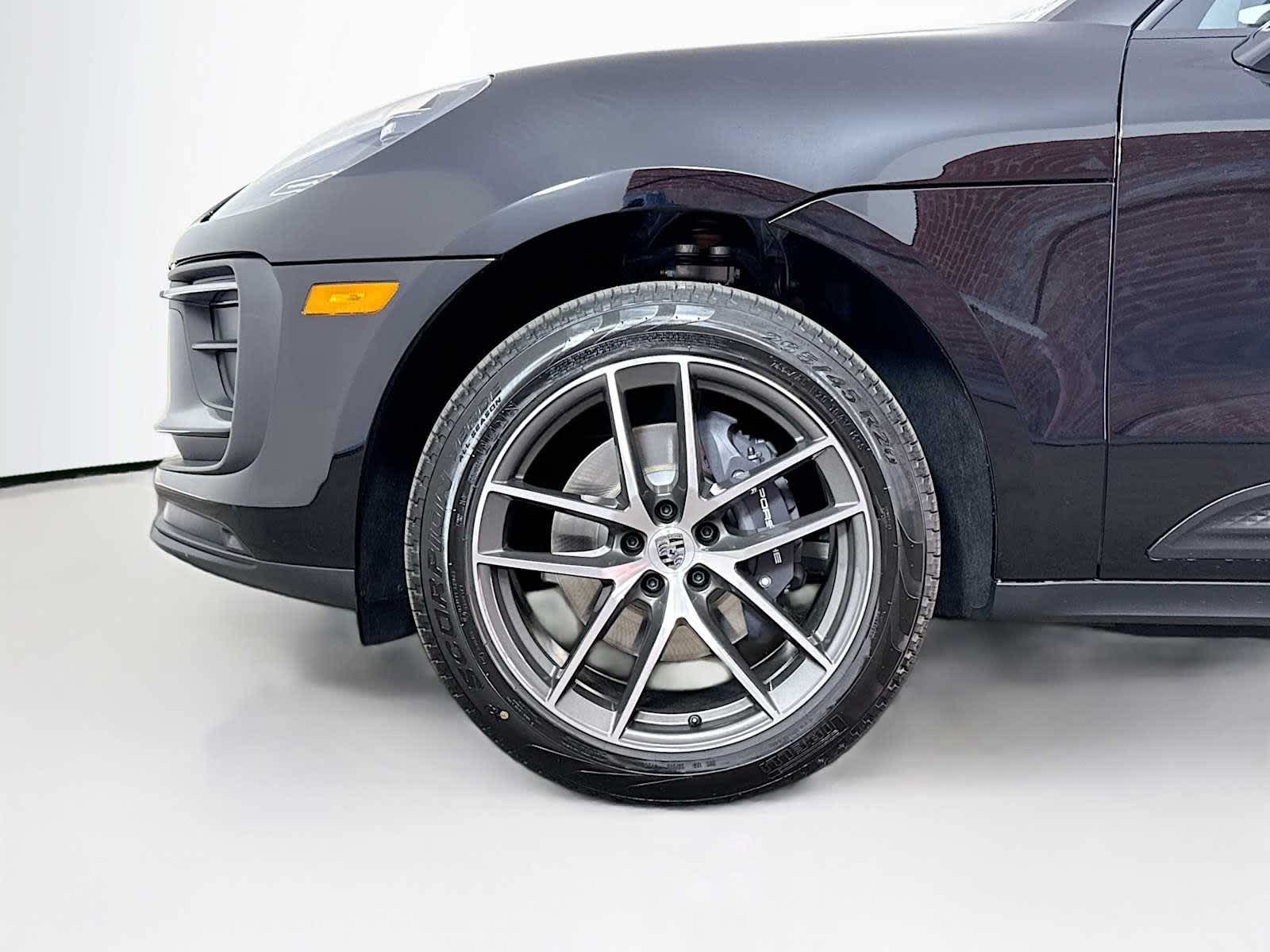 Thumbnail: 2026 Porsche Macan - 24