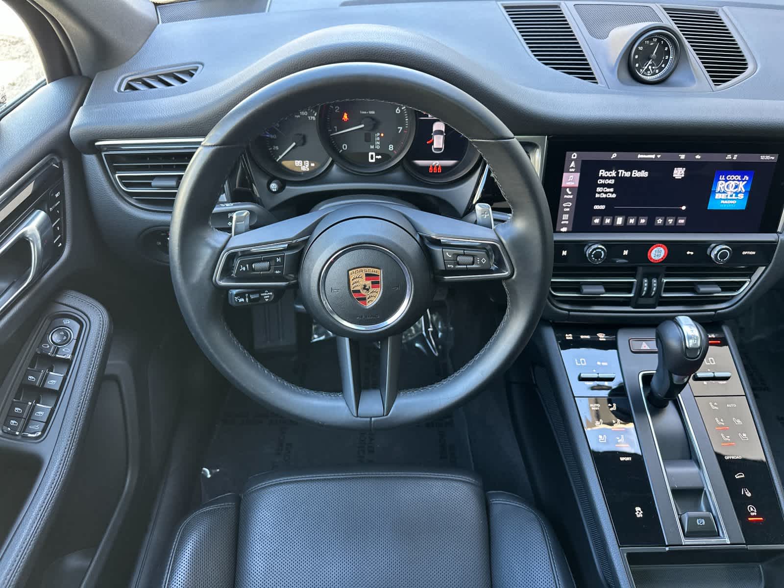 Thumbnail: 2025 Porsche Macan - 15