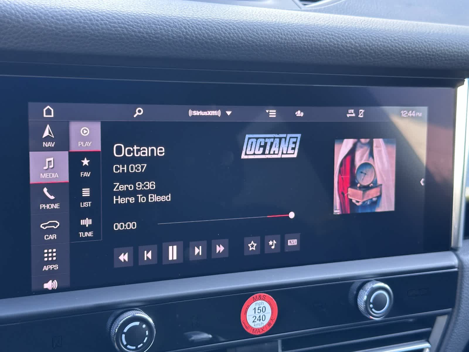 Thumbnail: 2025 Porsche Macan - 21