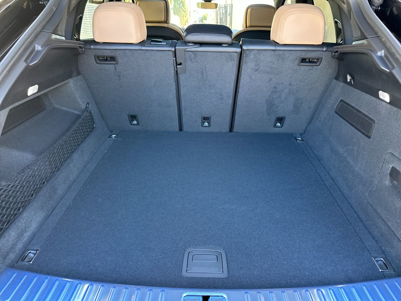 Thumbnail: 2026 Porsche Cayenne - 16