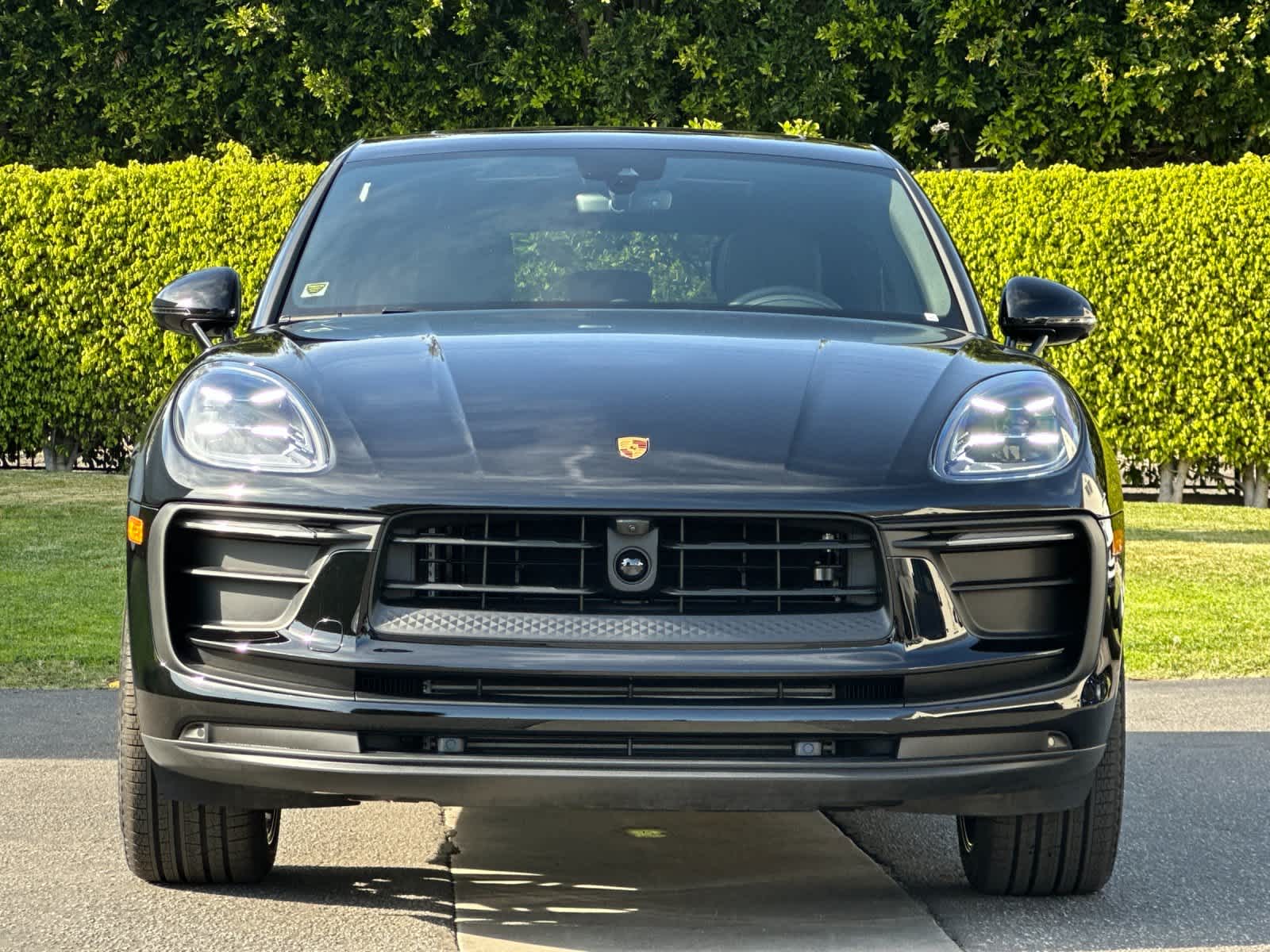Thumbnail: 2026 Porsche Macan - 11