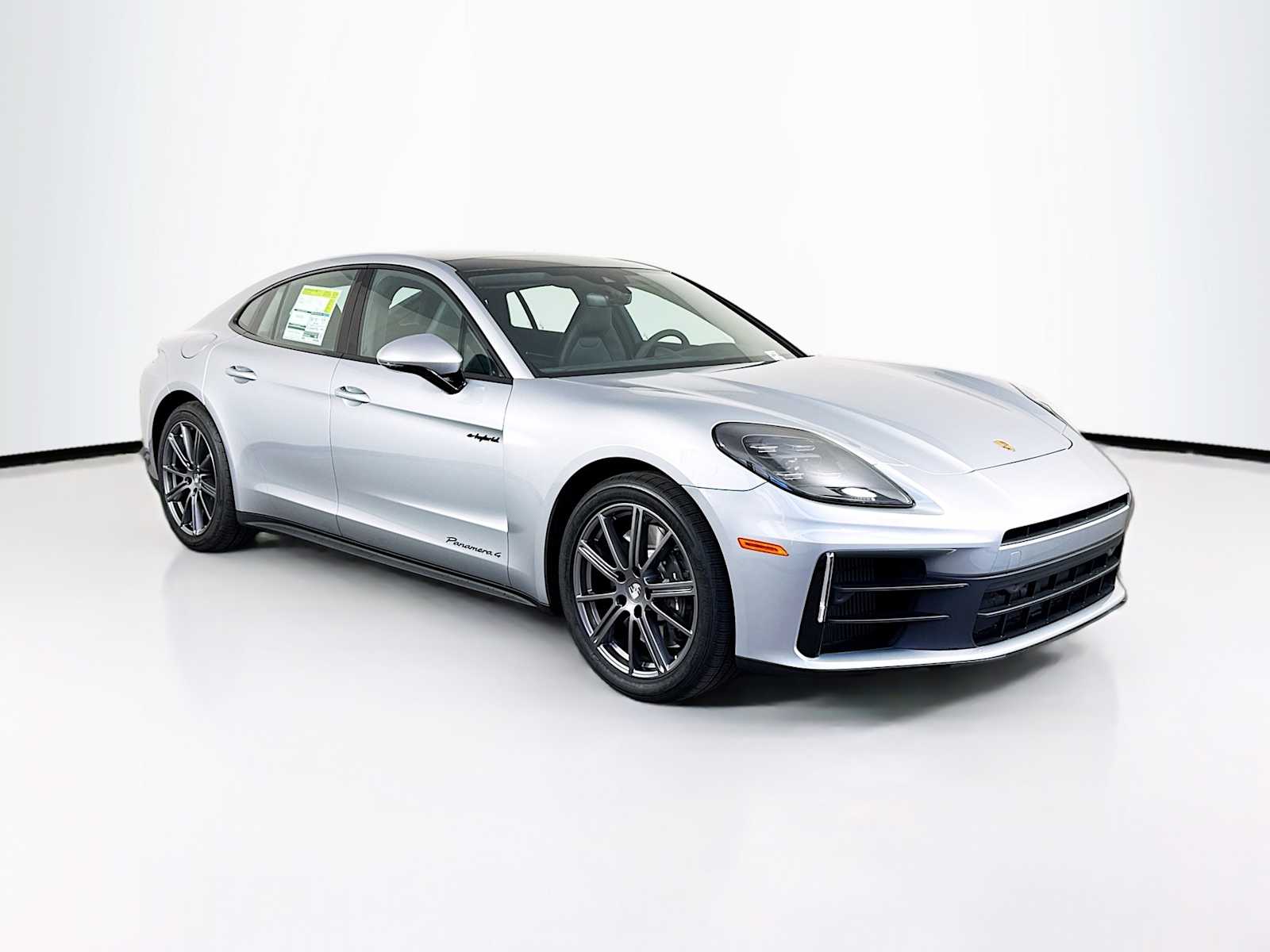 Thumbnail: 2026 Porsche Panamera - 7