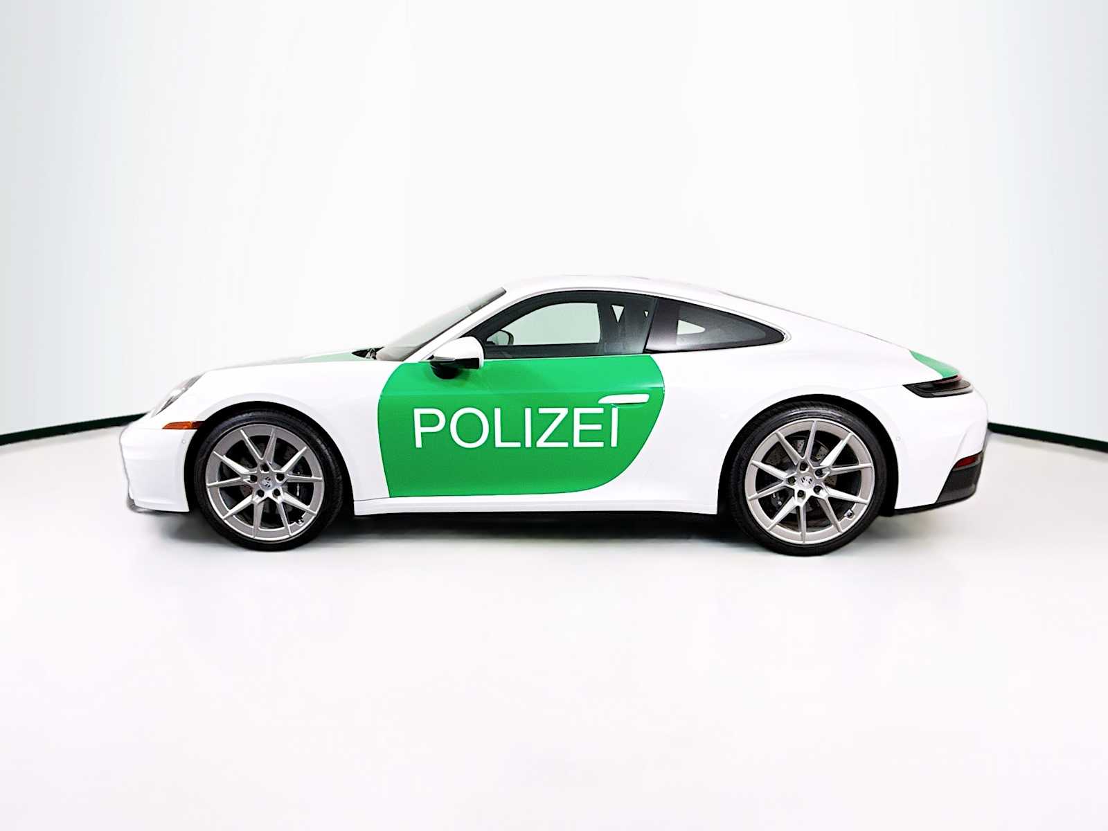 Thumbnail: 2025 Porsche 911 - 2