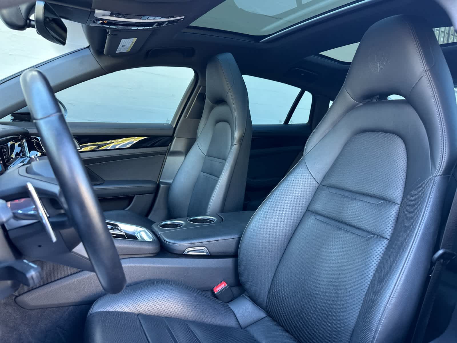 Thumbnail: 2021 Porsche Panamera - 5