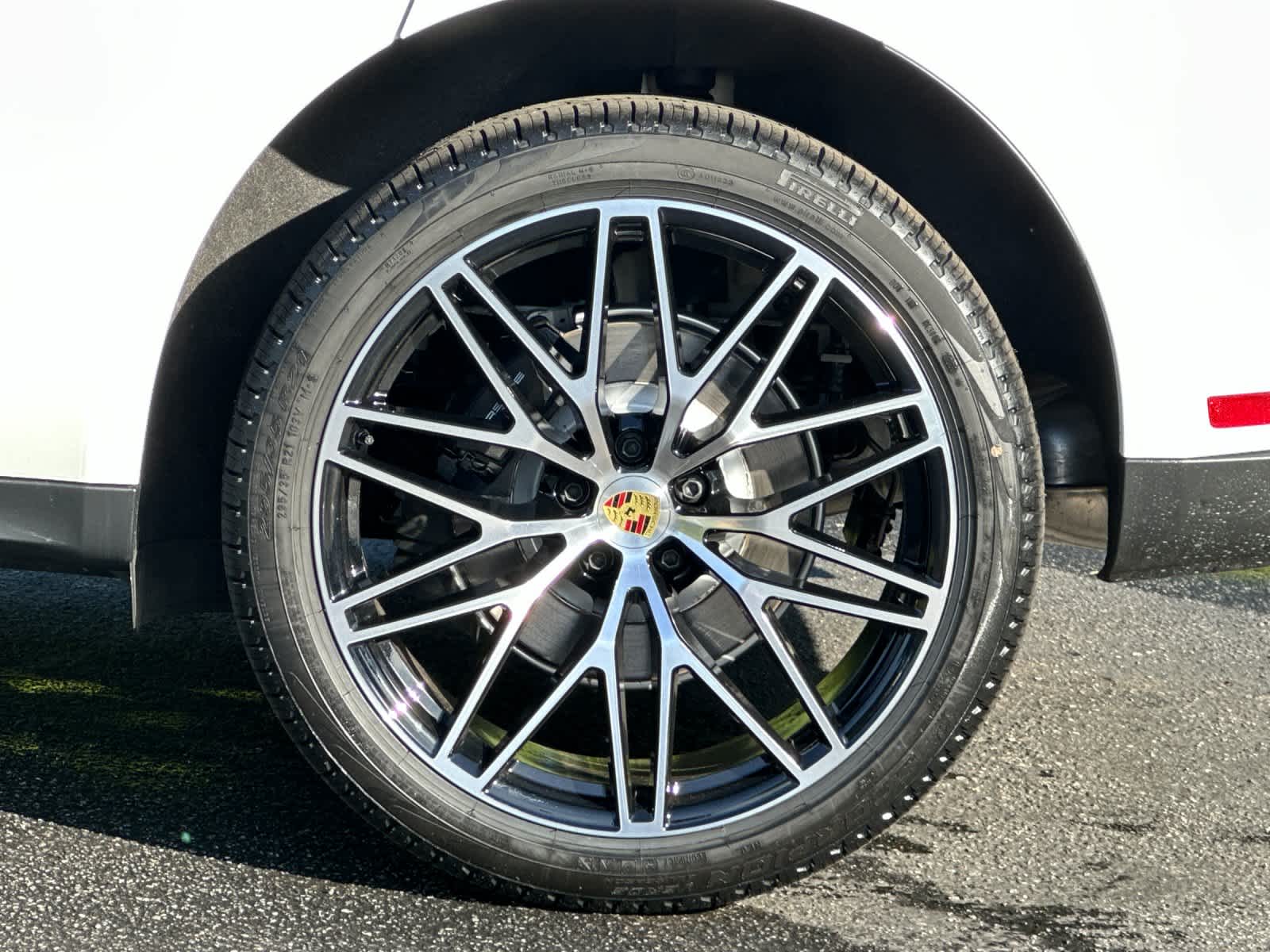 Thumbnail: 2026 Porsche Macan - 31