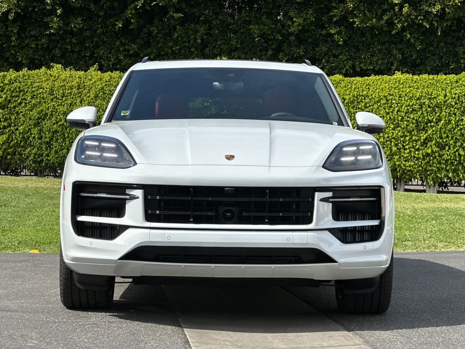 Thumbnail: 2026 Porsche Cayenne - 11