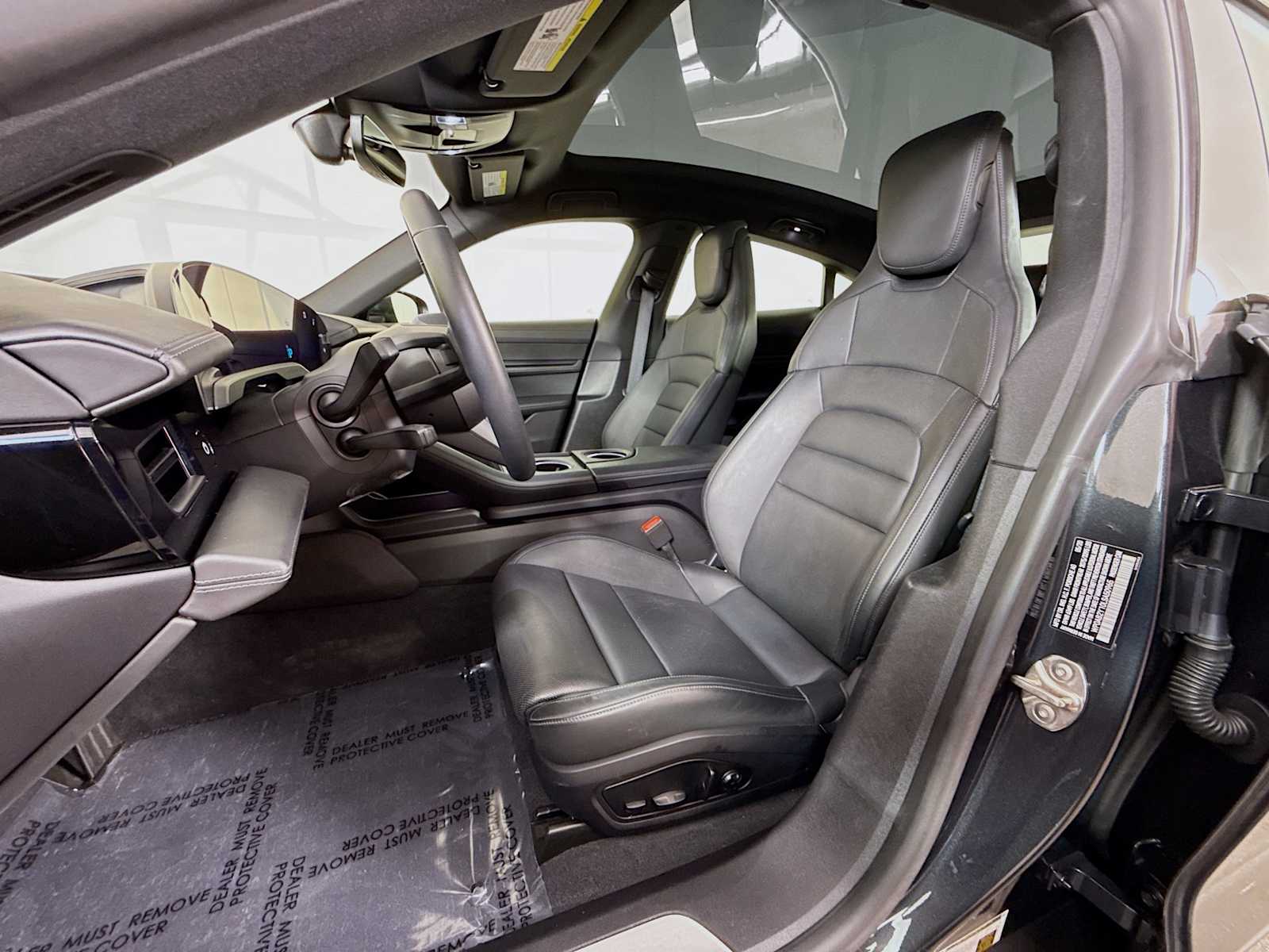 Thumbnail: 2020 Porsche Taycan - 5