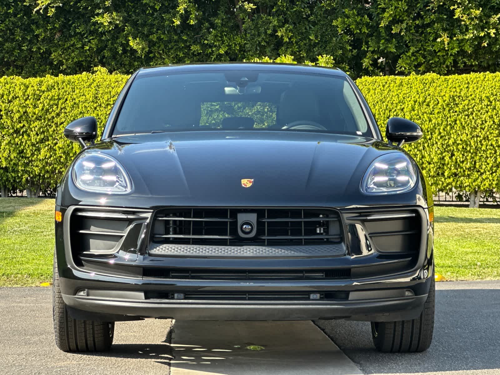 Thumbnail: 2026 Porsche Macan - 11