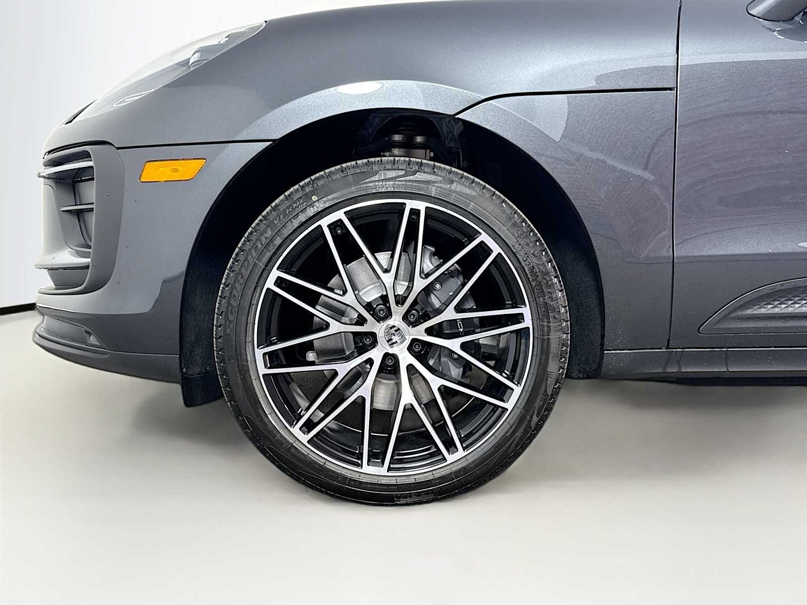 Thumbnail: 2026 Porsche Macan - 24