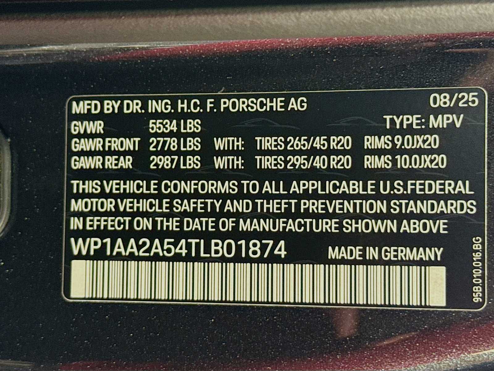 Thumbnail: 2026 Porsche Macan - 24