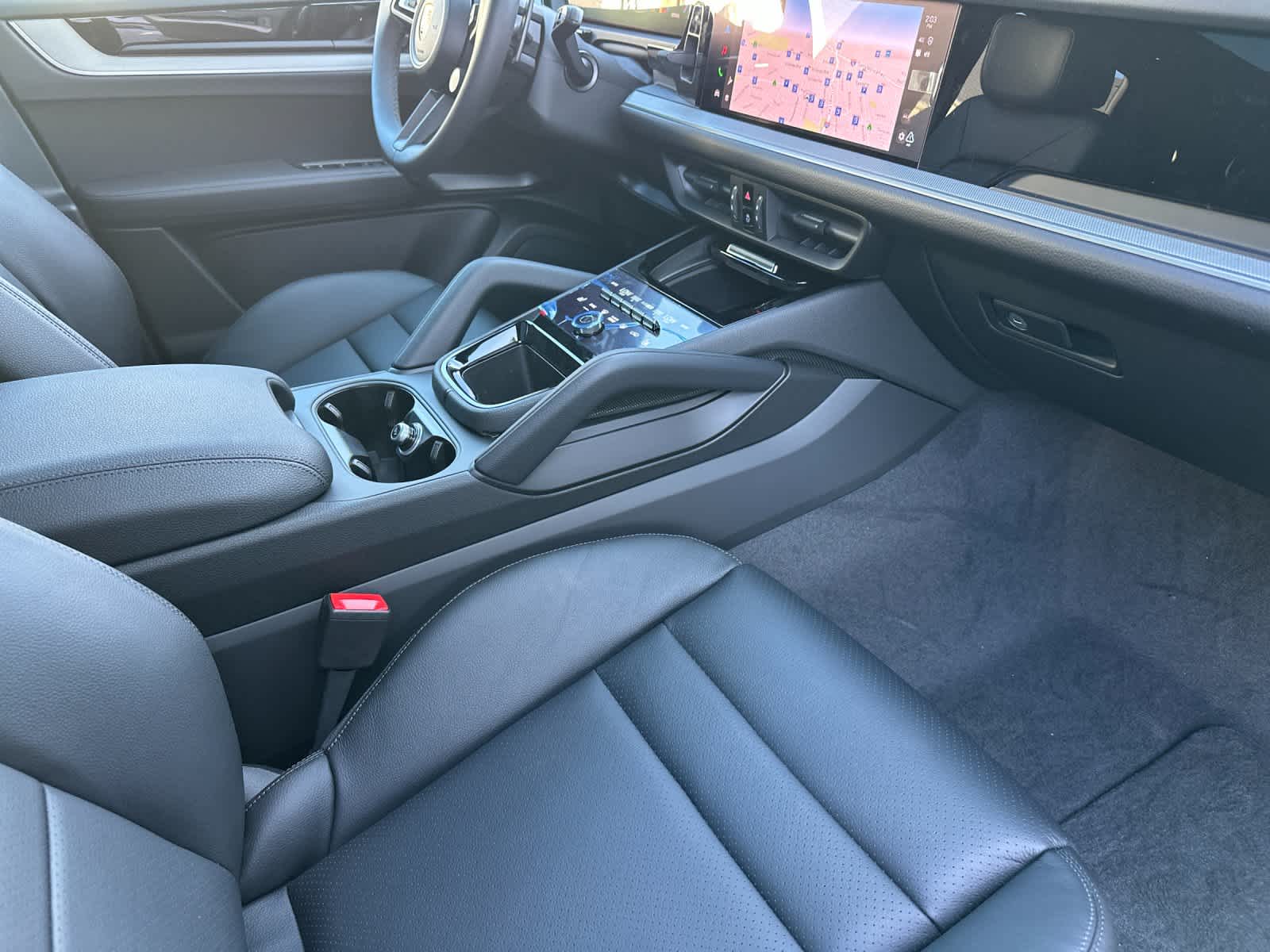 Thumbnail: 2026 Porsche Cayenne - 17