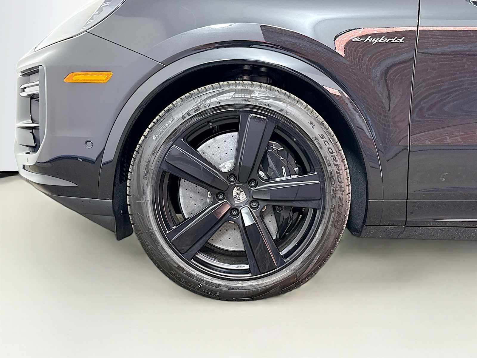 Thumbnail: 2026 Porsche Cayenne - 24