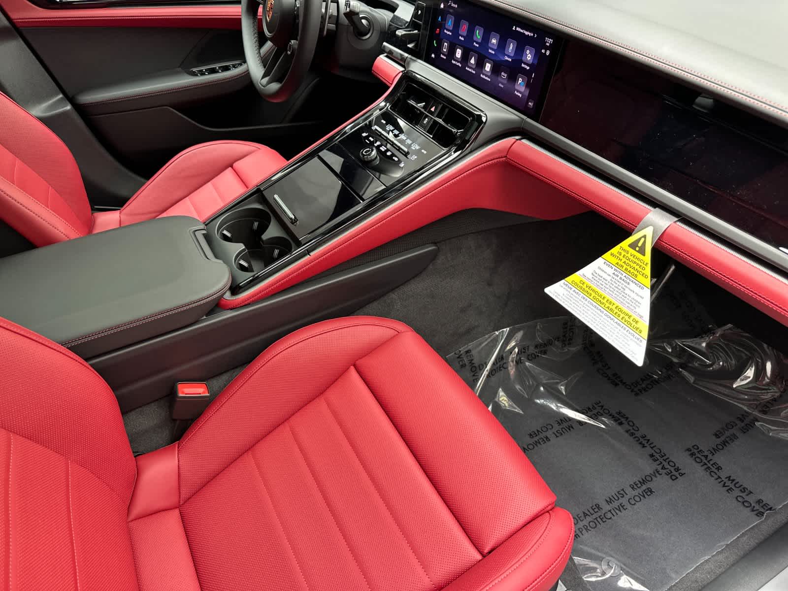 Thumbnail: 2026 Porsche Panamera - 16