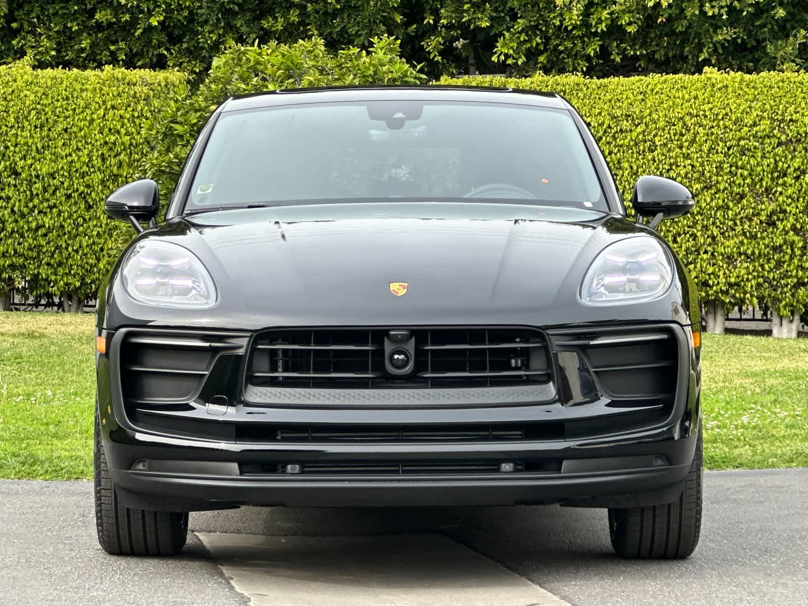Thumbnail: 2026 Porsche Macan - 11