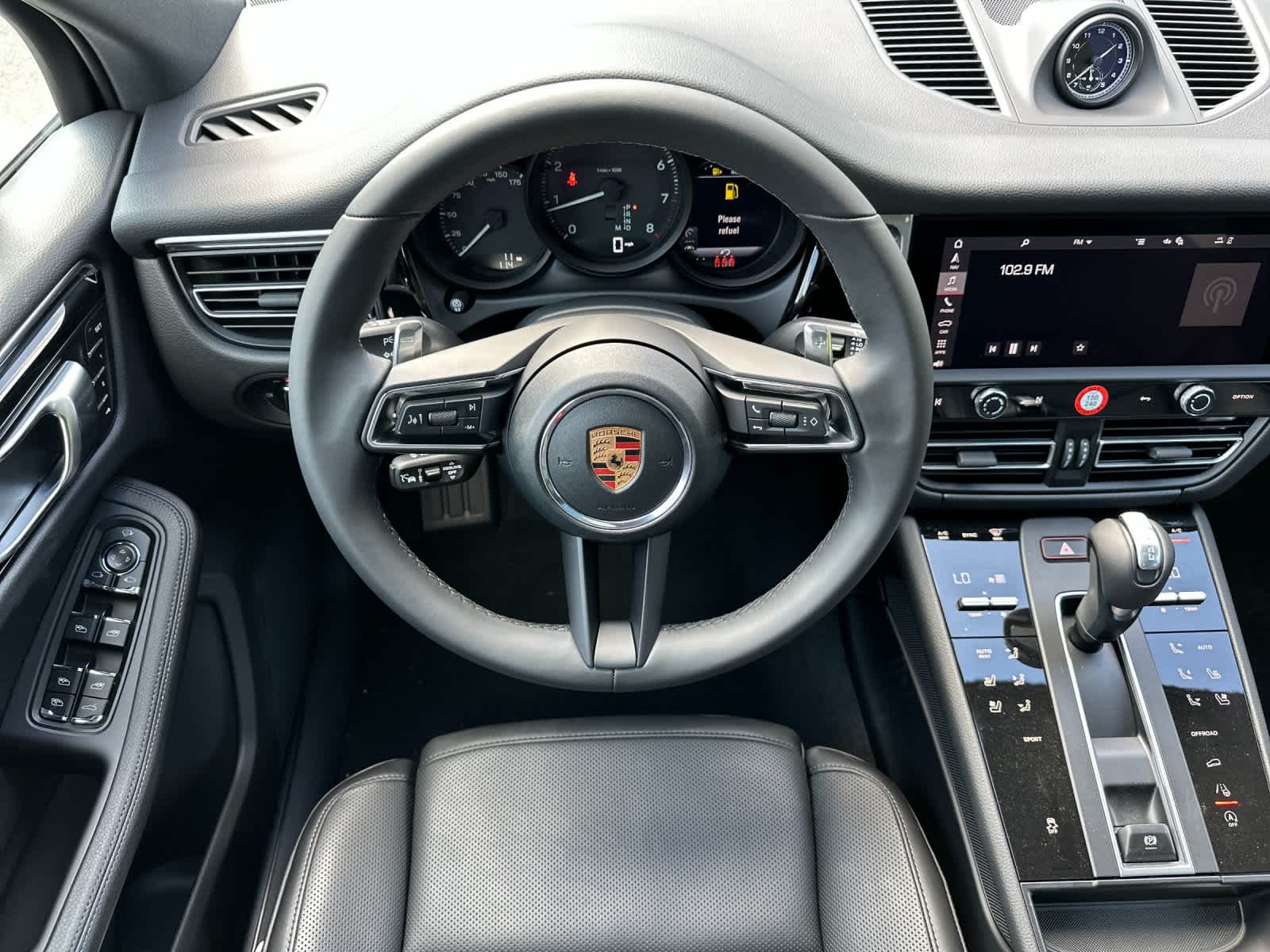 Thumbnail: 2026 Porsche Macan - 15