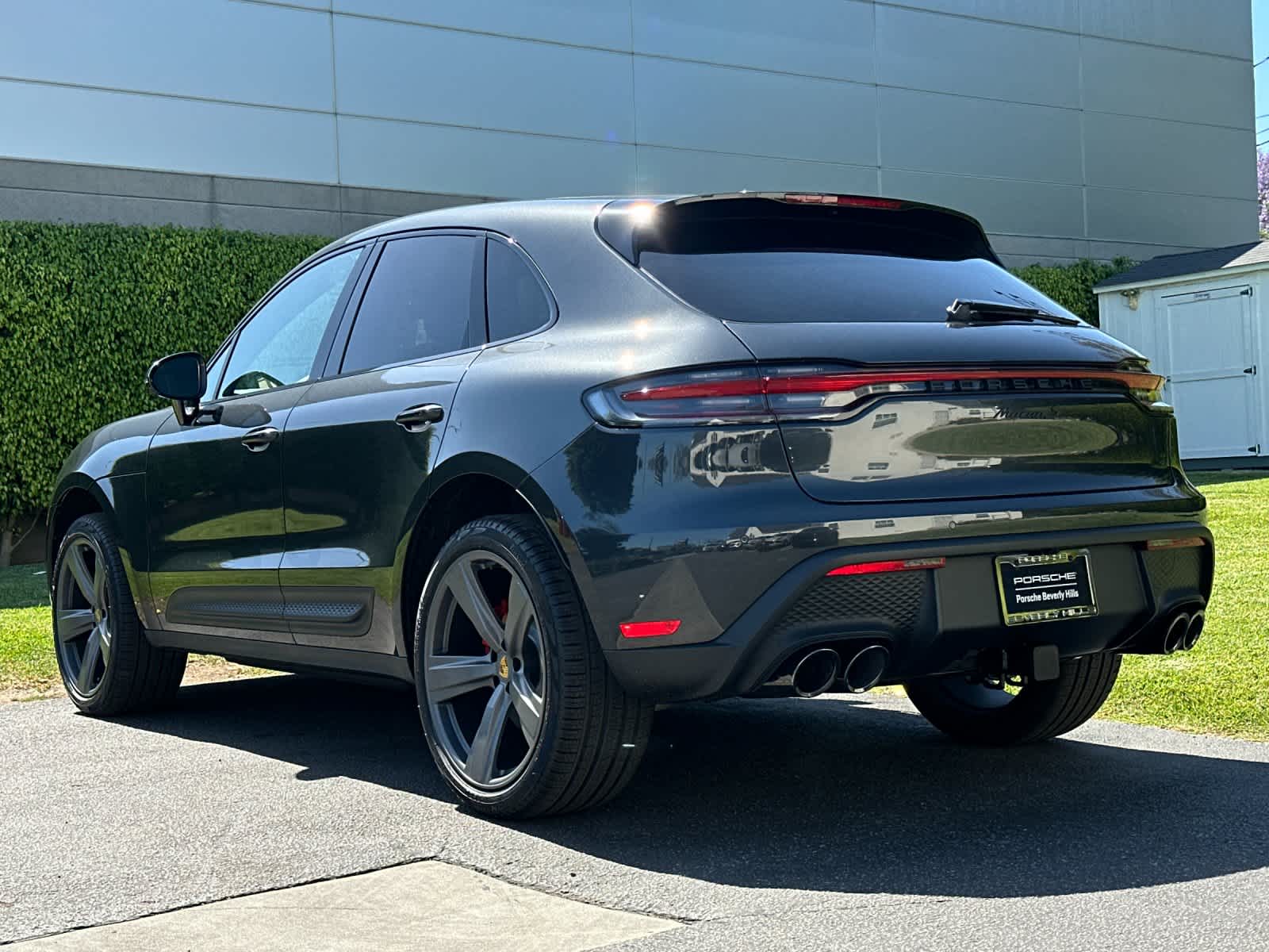 Thumbnail: 2026 Porsche Macan - 3