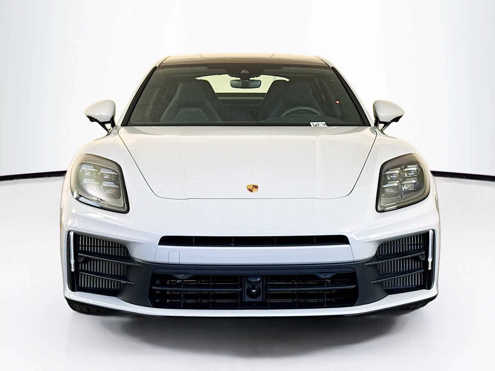 Thumbnail: 2026 Porsche Panamera - 6