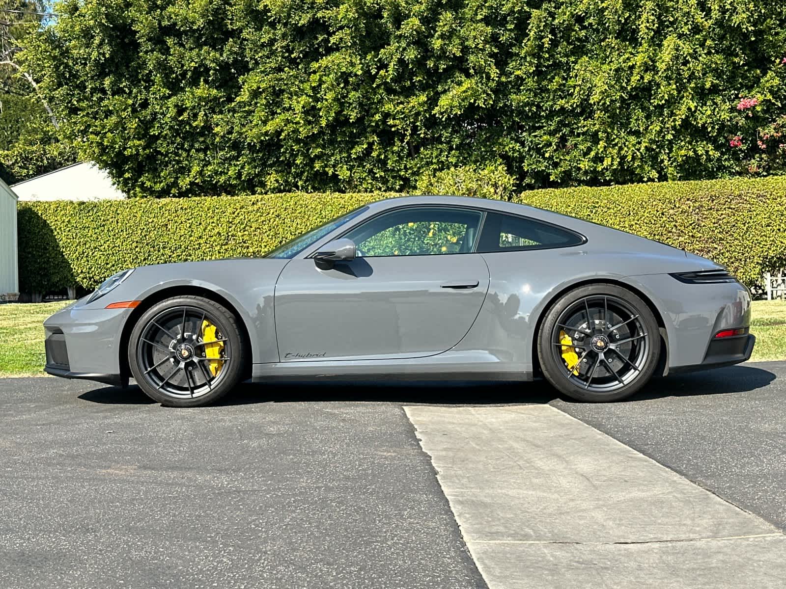 Thumbnail: 2025 Porsche 911 - 2