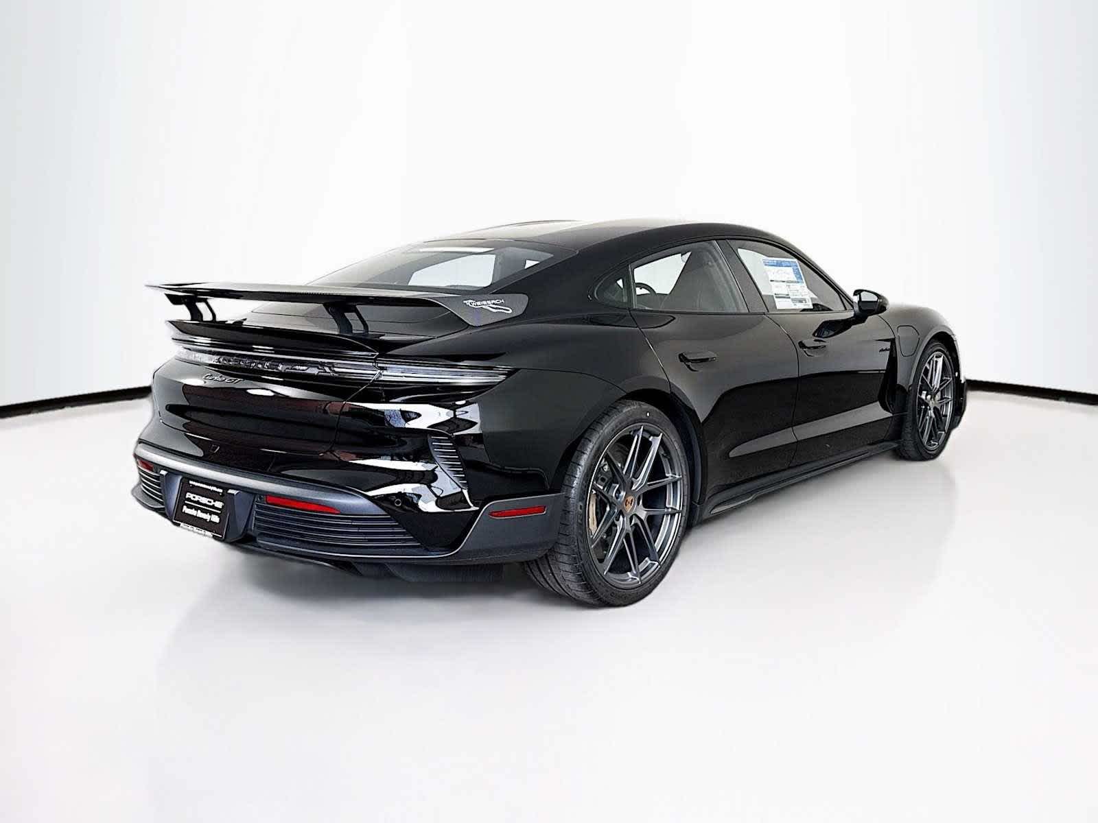 Thumbnail: 2025 Porsche Taycan - 9