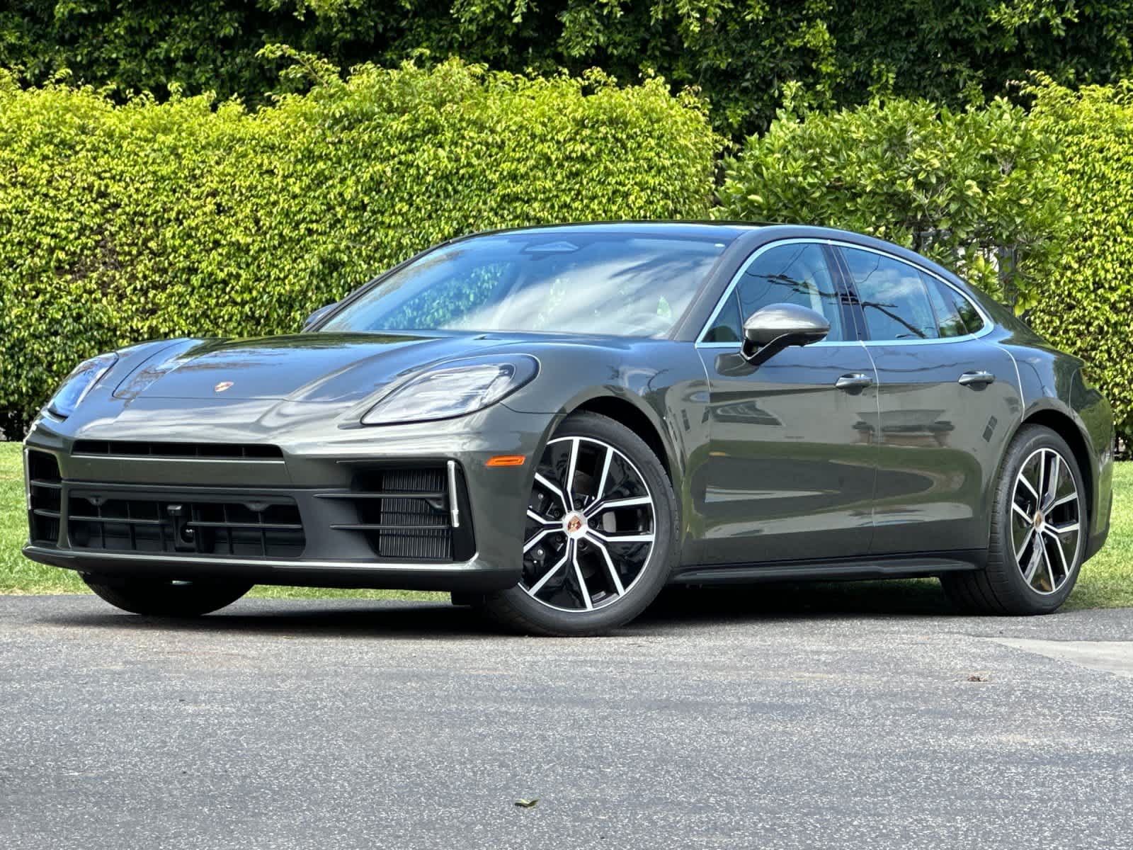 2026 Porsche Panamera Base