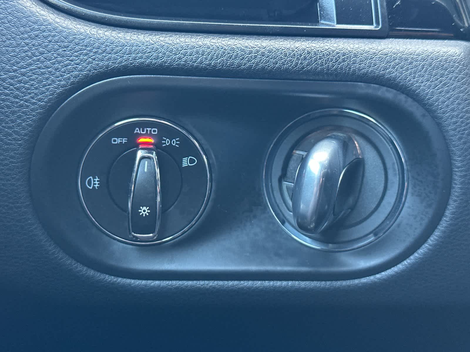 Thumbnail: 2025 Porsche Macan - 29