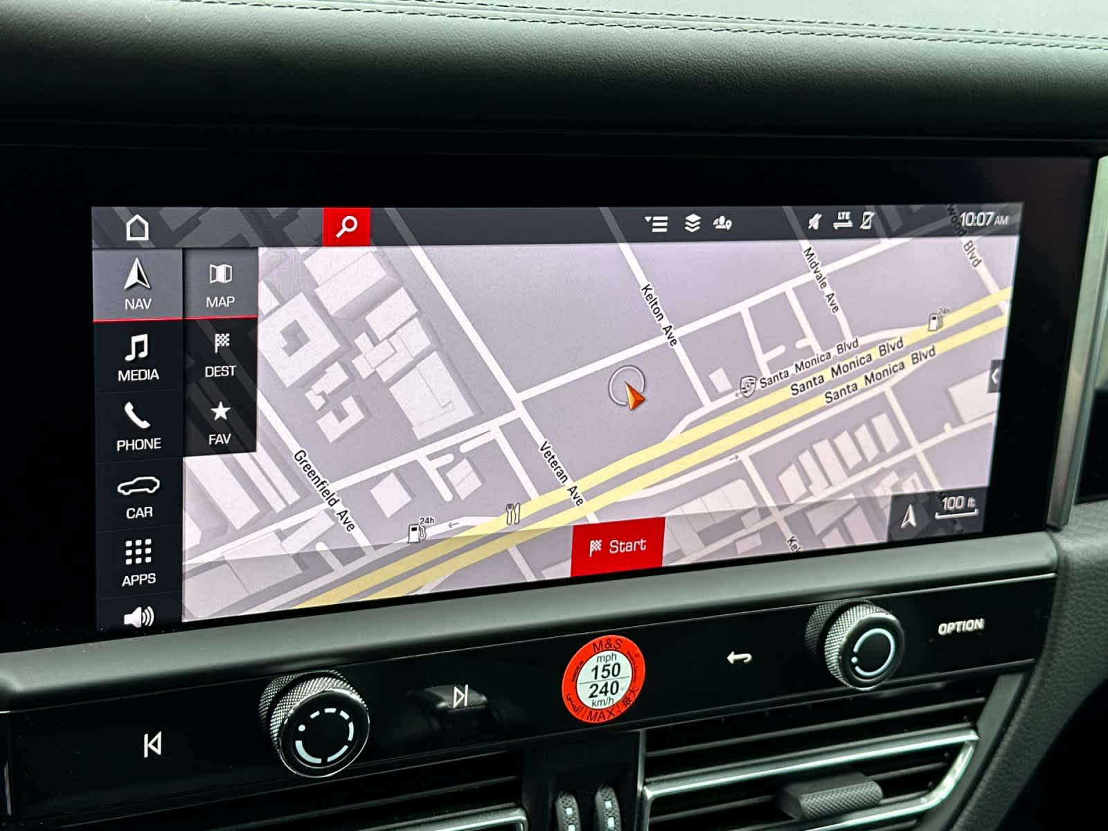 Thumbnail: 2025 Porsche Macan - 22