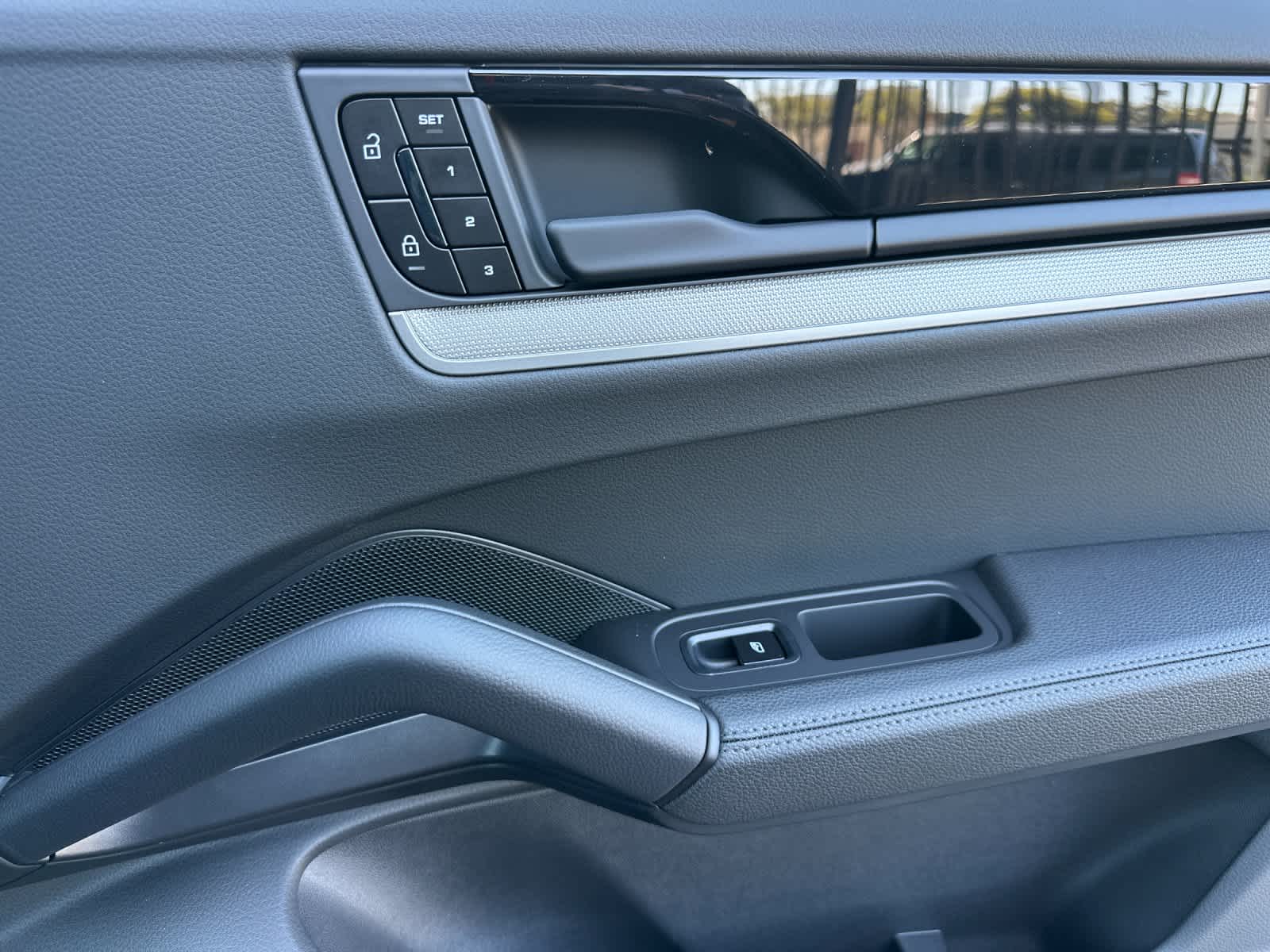 Thumbnail: 2026 Porsche Cayenne - 19