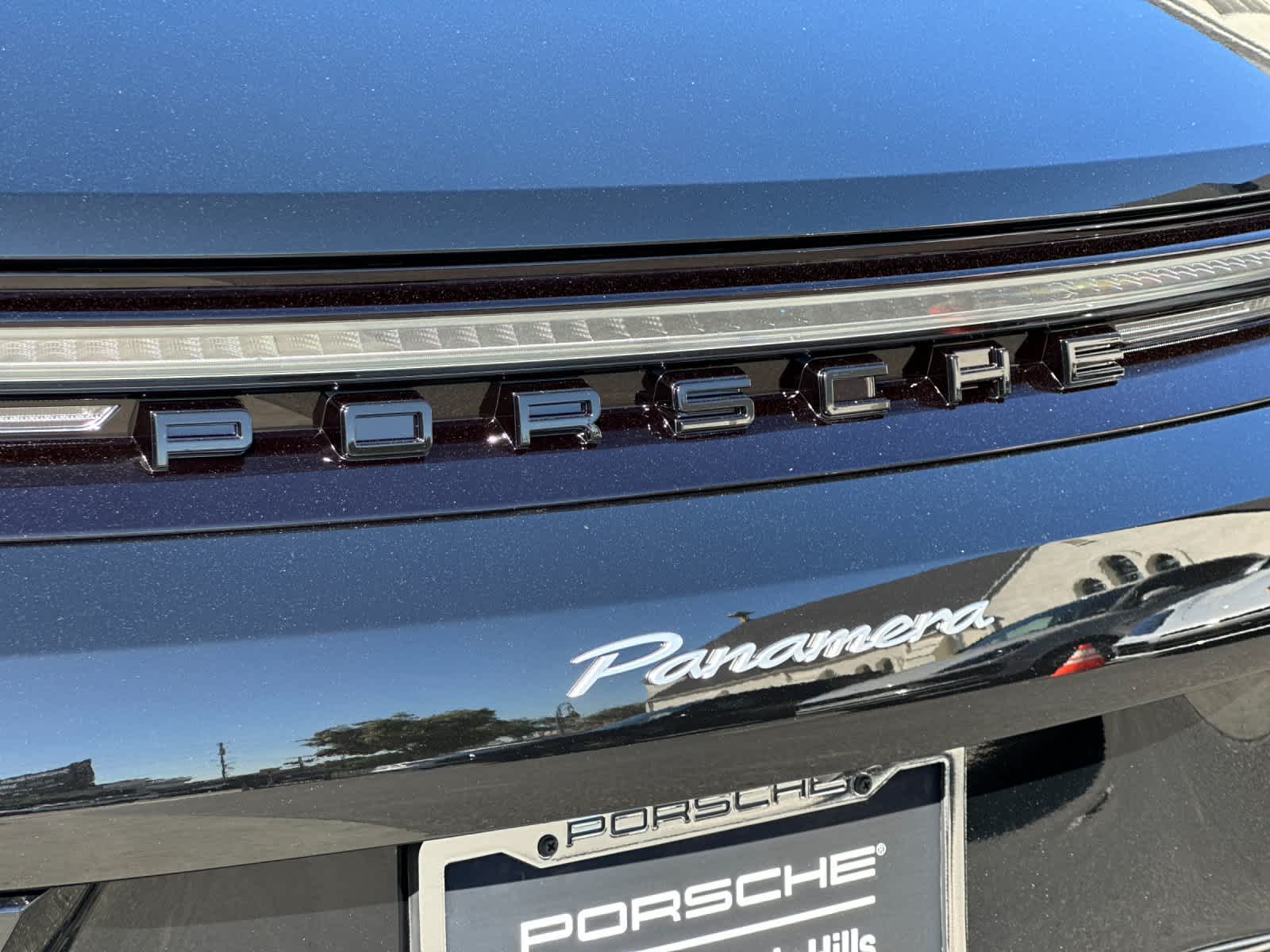 Thumbnail: 2026 Porsche Panamera - 33