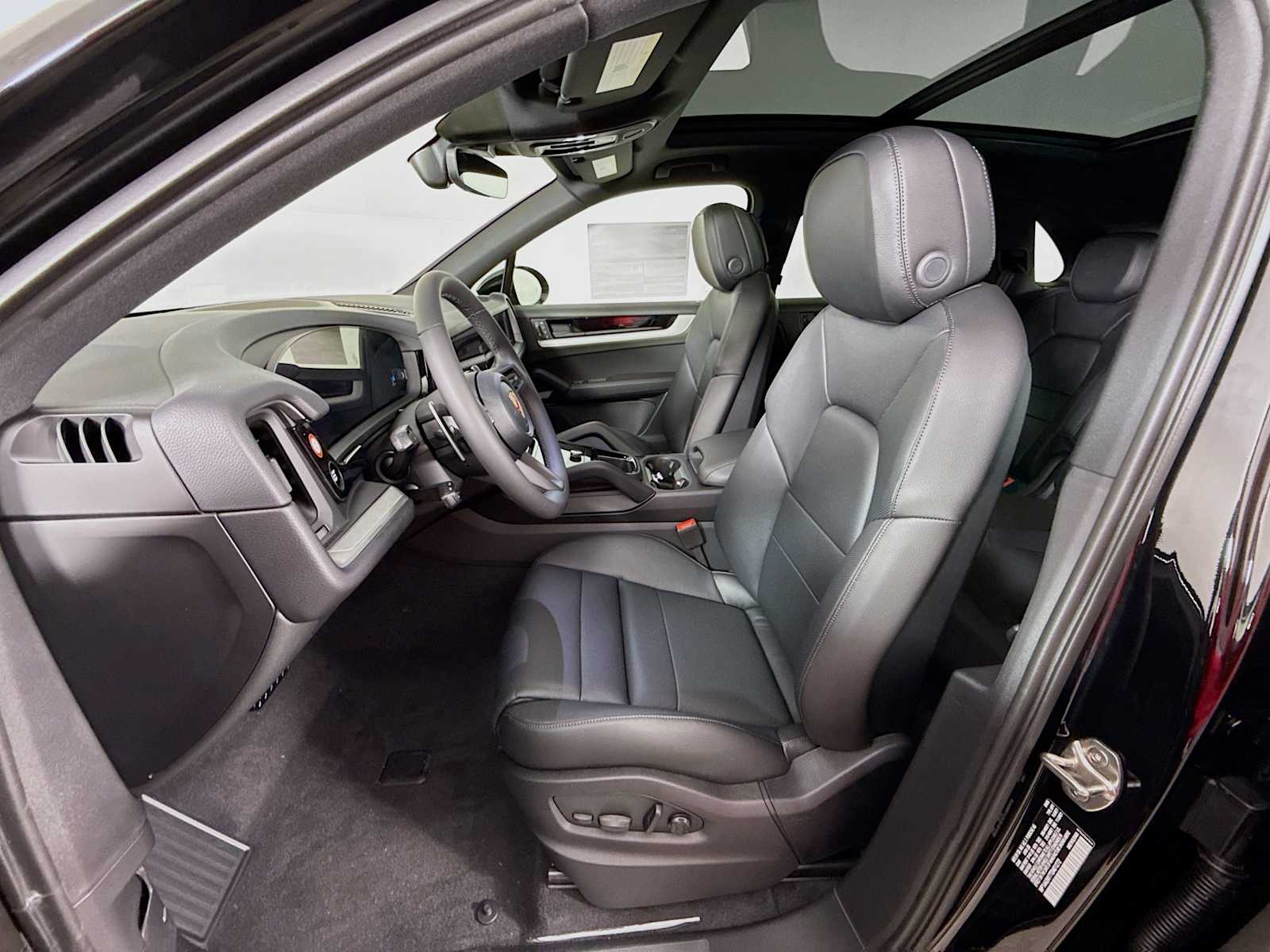 Thumbnail: 2026 Porsche Cayenne - 5