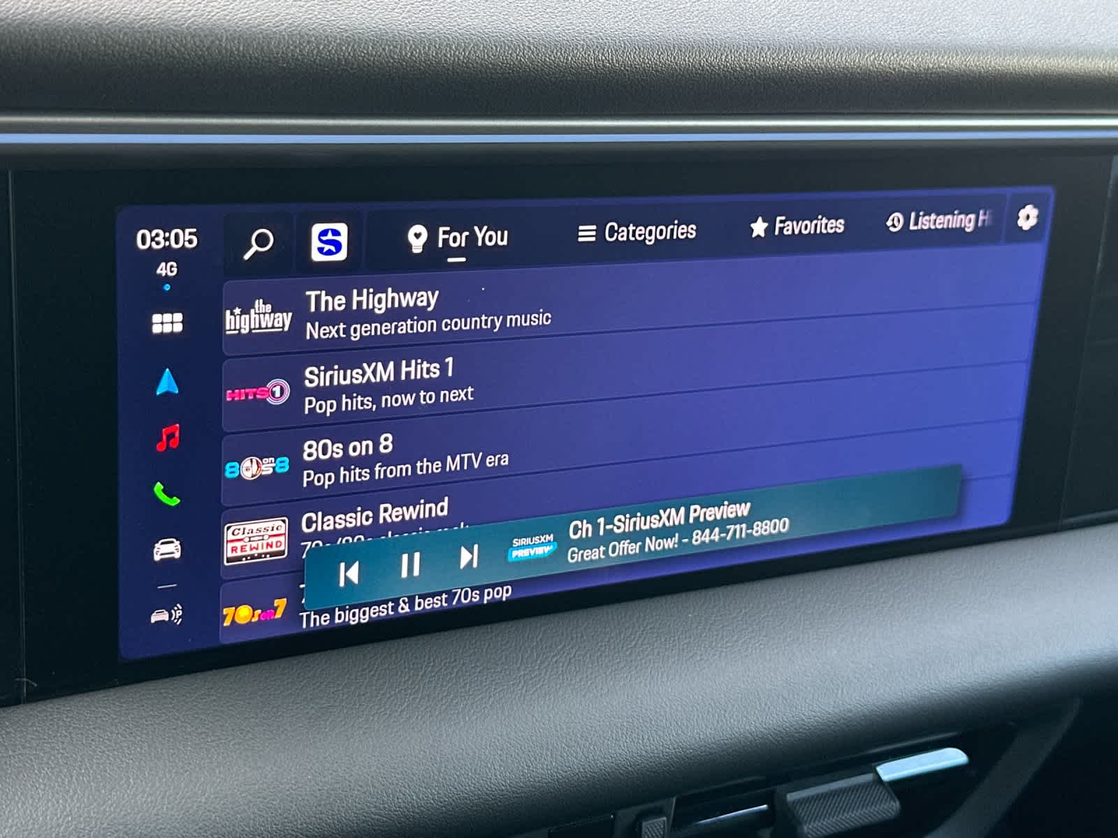 Thumbnail: 2025 Porsche Macan - 21