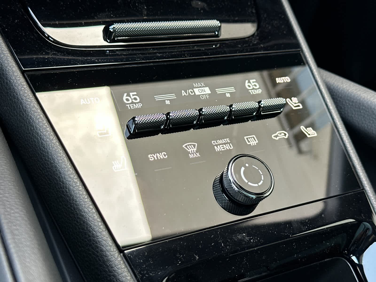 Thumbnail: 2026 Porsche Cayenne - 24