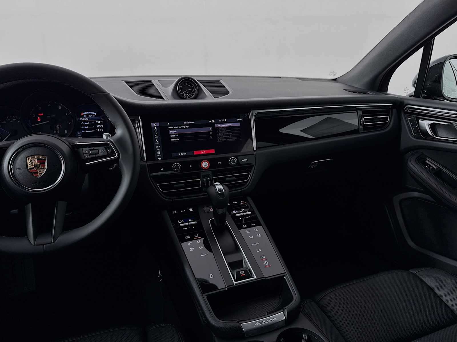 Thumbnail: 2026 Porsche Macan - 19