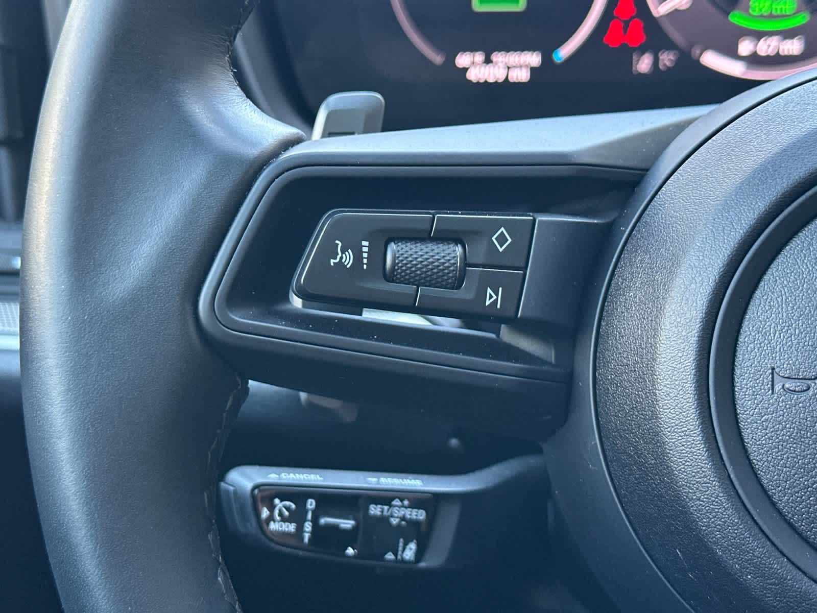 Thumbnail: 2025 Porsche Cayenne - 28