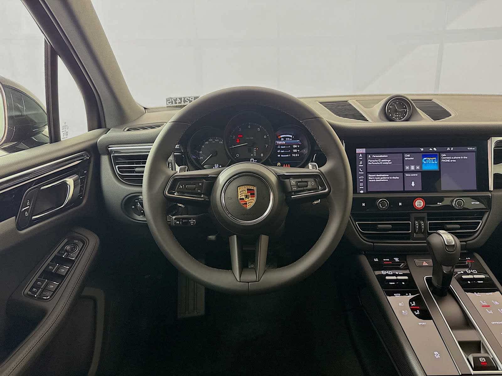 Thumbnail: 2026 Porsche Macan - 18